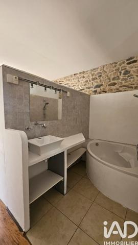 Appartement à vendre 5 pièces 65 m² Nîmes