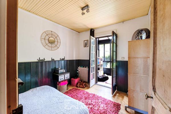 L’exception à Pontoise : Maison esprit chalet, le confort absolu.