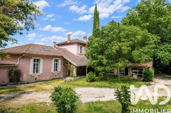 Maison à vendre 20 pièces 850 m² Fontaine-de-Vaucluse