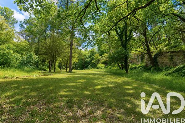 Maison à vendre 20 pièces 850 m² Fontaine-de-Vaucluse