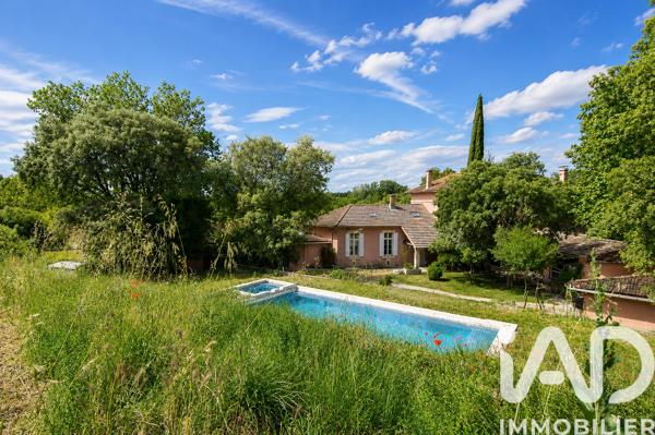 Maison à vendre 20 pièces 850 m² Fontaine-de-Vaucluse