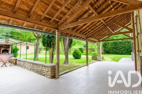 Maison à vendre 20 pièces 850 m² Fontaine-de-Vaucluse