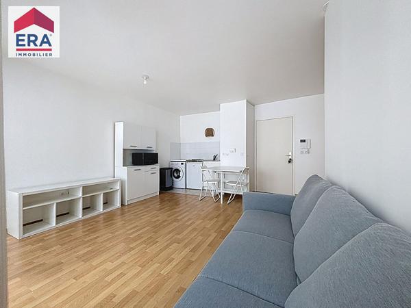 A LOUER MEUBLE -  2 PIECES 38m²