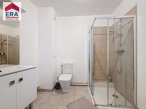 A LOUER MEUBLE -  2 PIECES 38m²