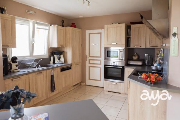 MAISON 128 M² + GRAND GARAGE 90 M² : IDÉAL PROJET, ACTIVITÉ OU INVESTISSEMENT