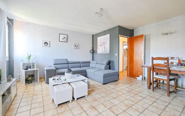 Maison à vendre    7 pièces •  Arpajon-sur-Cère