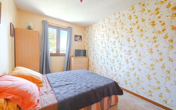 Maison à vendre    7 pièces •  Arpajon-sur-Cère