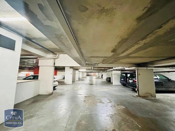 Parking à louer Châteauroux (36000)