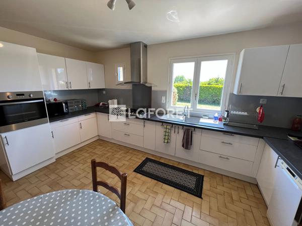 Achat maison près de PLEUBIAN - 5 pièce(s) - 125 m² - 367 500 €