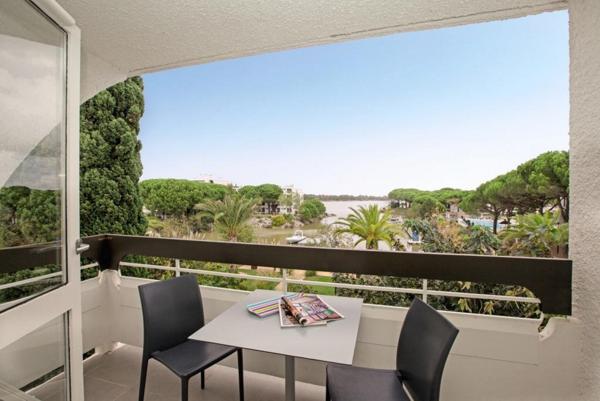 INVESTISSEMENT LOCATIF  LA GRANDE-MOTTE  Résidence Belambra Club Presqu'île du Ponant**** - 6.12% de rentabilité