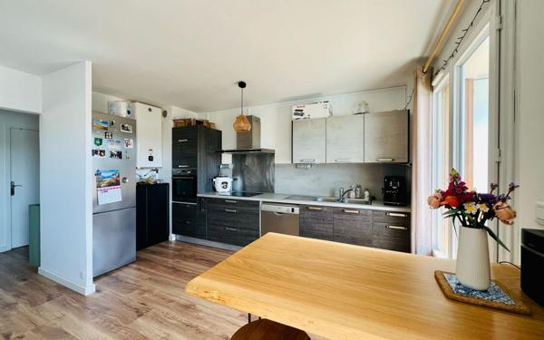 Appartement à vendre    2 pièces • 43,99 m2 Sanary-sur-Mer