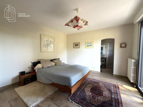 TOESCHI IMMOBILIER vous propose cette magnifique propriété de charme a