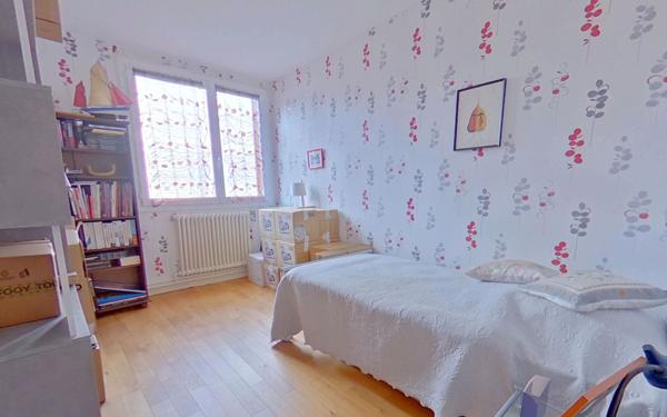 Appartement à vendre    5 pièces • 110,84 m2 Montmorency