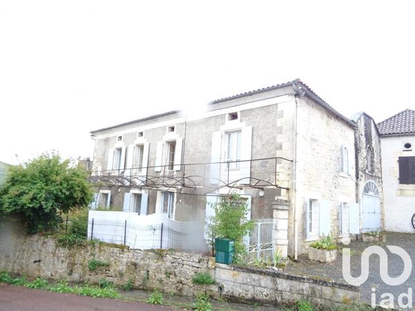 Maison à vendre 6 pièces 131 m² Sainte-Croix-de-Mareuil