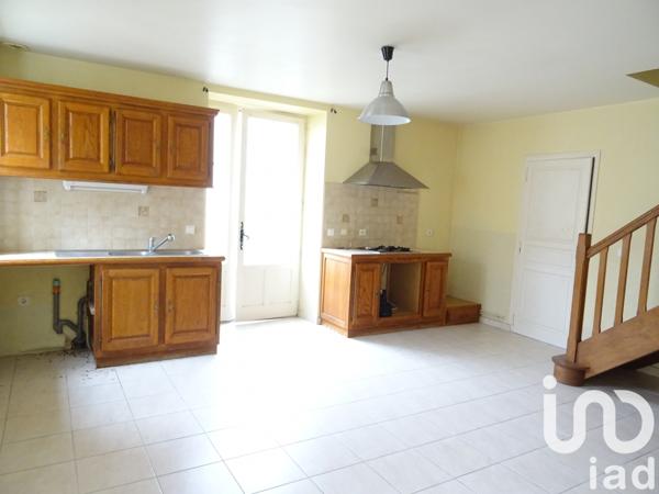 Maison à vendre 6 pièces 131 m² Sainte-Croix-de-Mareuil