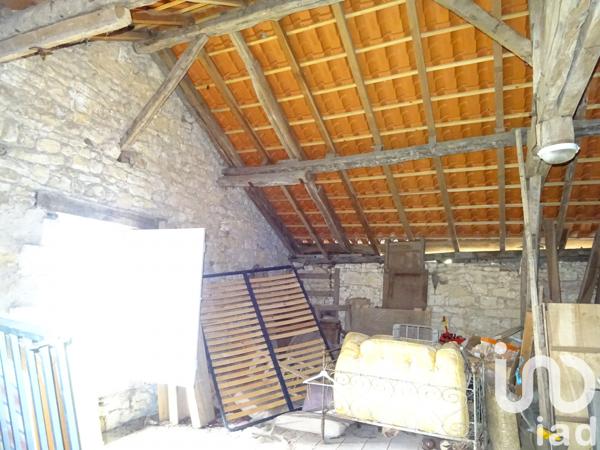 Maison à vendre 6 pièces 131 m² Sainte-Croix-de-Mareuil