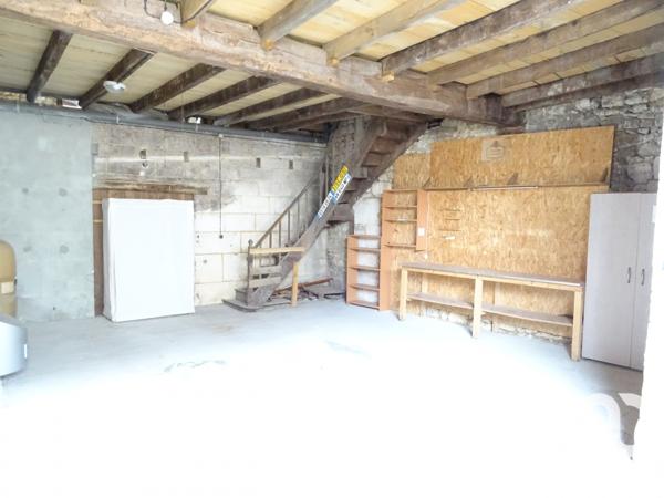 Maison à vendre 6 pièces 131 m² Sainte-Croix-de-Mareuil