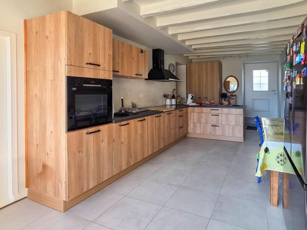 Jolie maison ancienne avec dépendances !