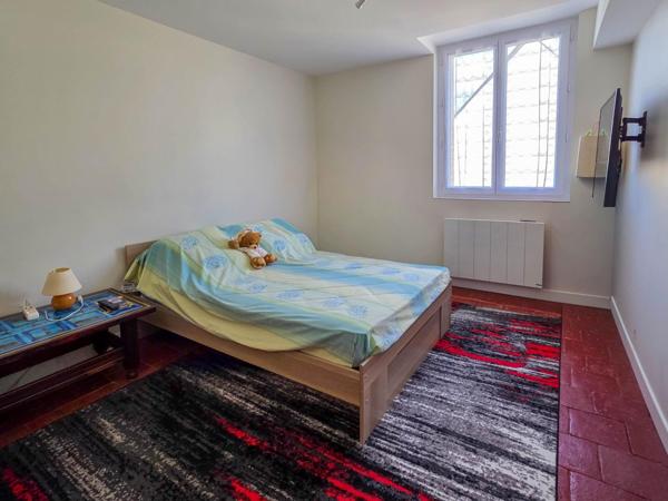 Jolie maison ancienne avec dépendances !