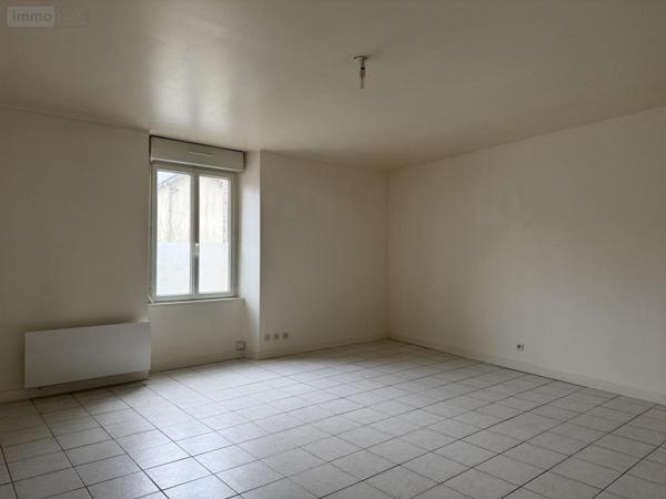 Immeuble à vendre à Chemillé-en-Anjou dans le Maine-et-Loire (49120), ref : 49058-1544