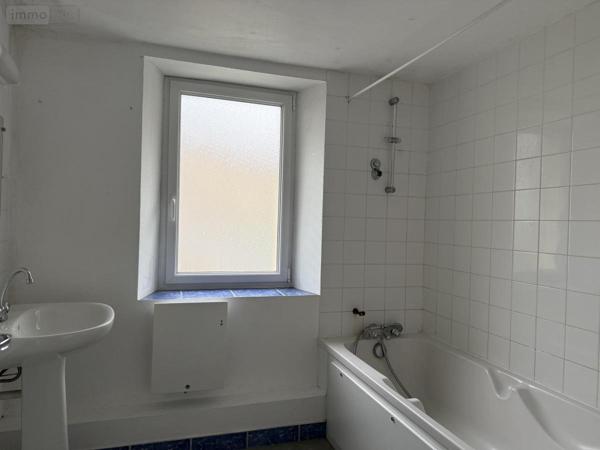 Immeuble à vendre à Chemillé-en-Anjou dans le Maine-et-Loire (49120), ref : 49058-1544