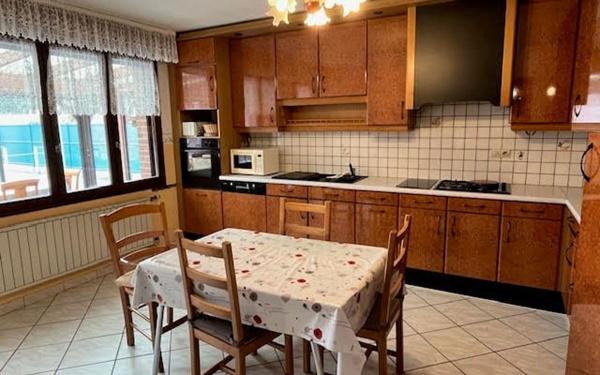 Maison à vendre    5 pièces • 259 m2 Hazebrouck