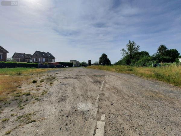 Terrain à Batir à vendre à Laon dans l'Aisne (02000), ref : 02072/127