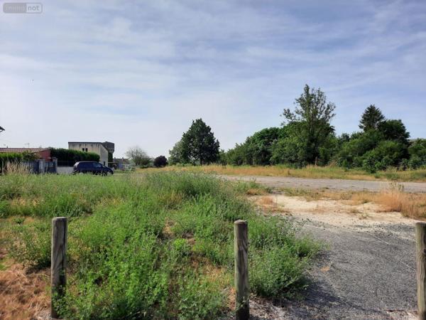 Terrain à Batir à vendre à Laon dans l'Aisne (02000), ref : 02072/127