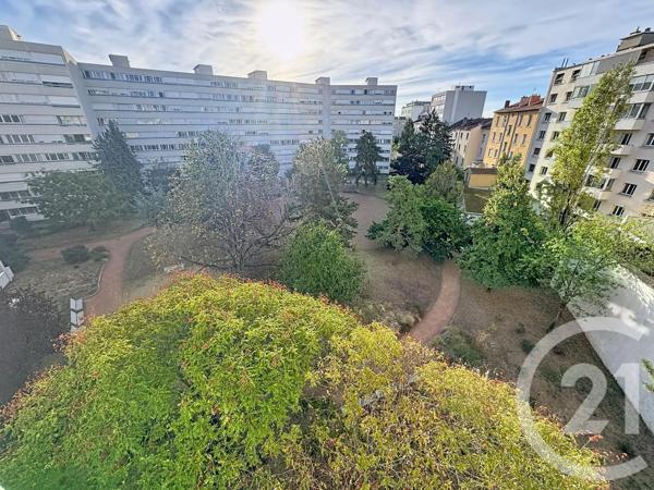 Appartement F4 à vendre  4 pièces - 81,52 m 2   LYON  - 69007