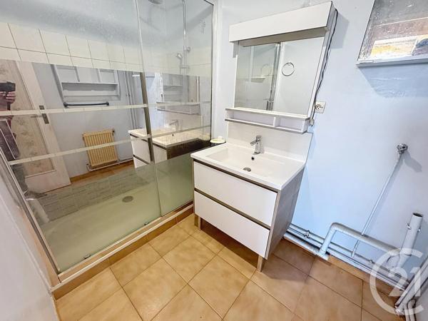Appartement F4 à vendre  4 pièces - 81,52 m 2   LYON  - 69007