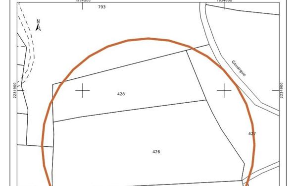 Terrain à vendre    Signes