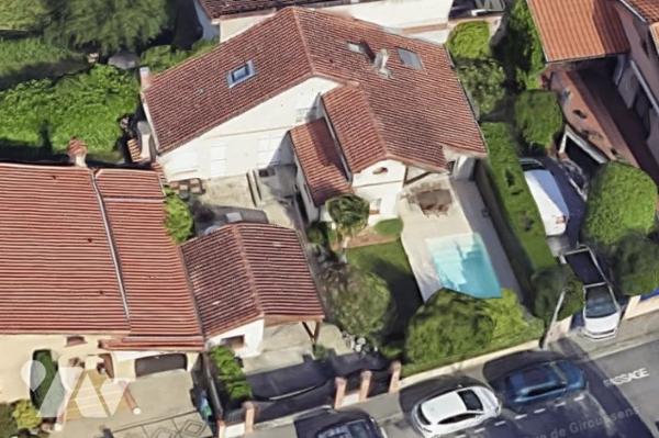 Maison Roseraie 117 m² avec jardin et piscine