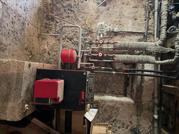Laissez-vous séduire par le charme authentique de ce moulin à rénover niché au cœur de l’Aveyron