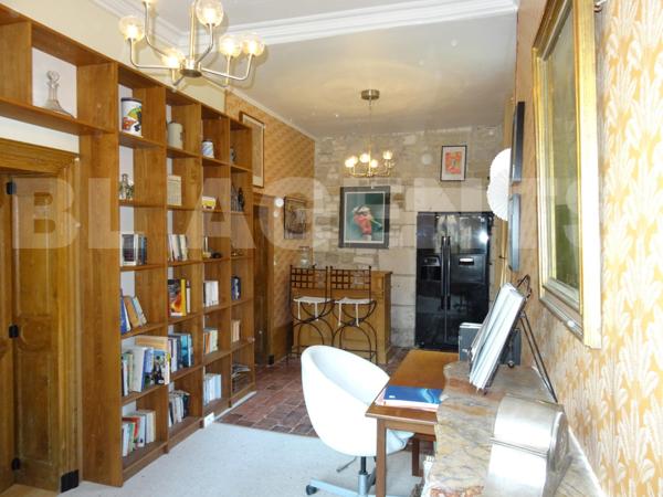 CHARMANTE MAISON BOURGEOISE