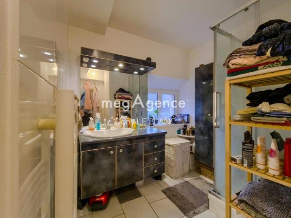 Immeuble à JOUY, 28300 - 265m²