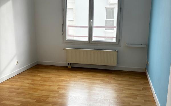 Appartement à vendre    3 pièces • 69,48 m2 Compiègne