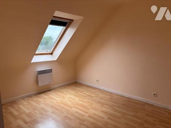 Maison a Vendre à BRIEC, en Finistère Sud (29), au Coeur du Bourg, Maison Contemporaine compren...