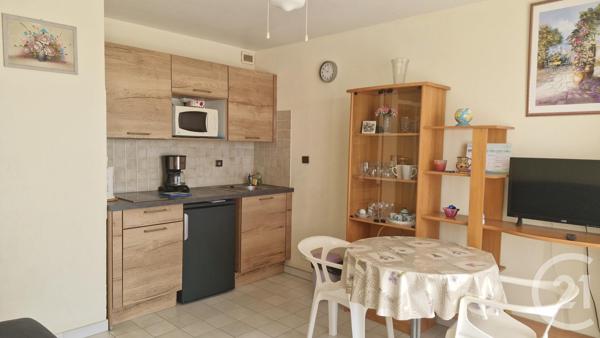 Appartement Studio Cabine à vendre  2 pièces - 25,29 m2 LE LAVANDOU - 83