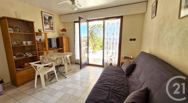 Appartement Studio Cabine à vendre  2 pièces - 25,29 m2 LE LAVANDOU - 83