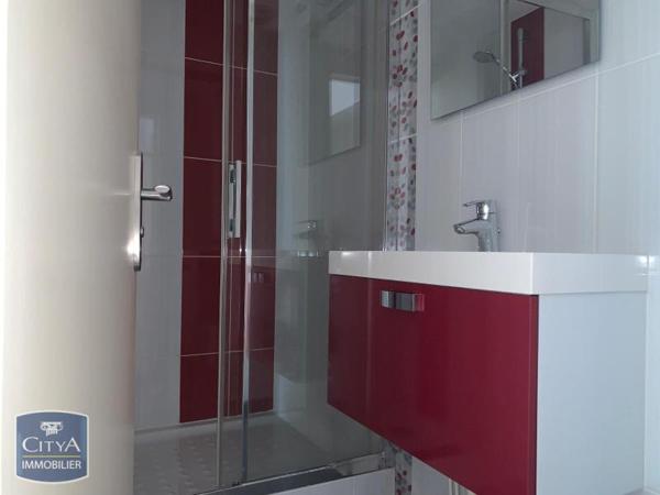 Appartement à louer 4 pièces 111.37m²