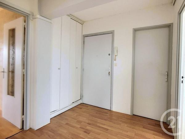 Appartement F3 à vendre  3 pièces - 95,02 m2 SENS - 89