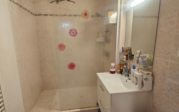 Appartement à vendre    2 pièces • 26,08 m2 Balaruc-les-Bains