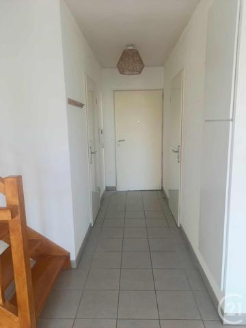 Appartement F3 à vendre  3 pièces - 74,70 m2 CHANTELOUP LES VIGNES - 78