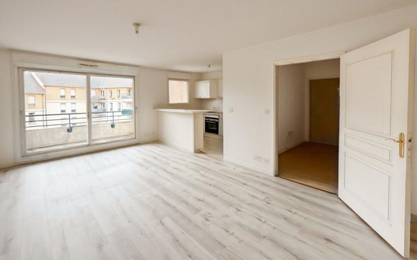 Appartement à louer    3 pièces • 64 m2 Orléans