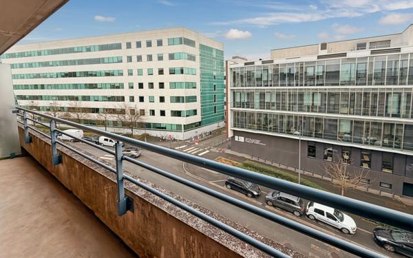 Appartement à louer    3 pièces • 64 m2 Orléans