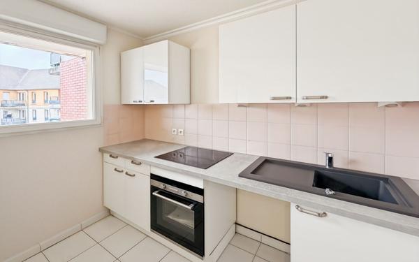 Appartement à louer    3 pièces • 64 m2 Orléans