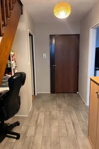 NEUVILLE SUR SAONE. Appartement duplex  114m2, 5 pièces en dernier étage