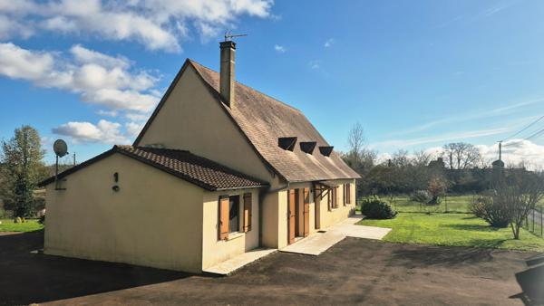 Offre exceptionnelle ! Calme et douceur de vivre en Périgord Noir : maison de plain-pied avec vue et isolation parfaite piscine et superbes prestations
