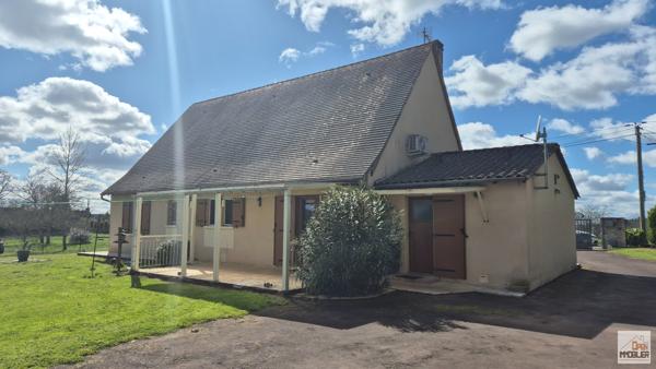 Offre exceptionnelle ! Calme et douceur de vivre en Périgord Noir : maison de plain-pied avec vue et isolation parfaite piscine et superbes prestations