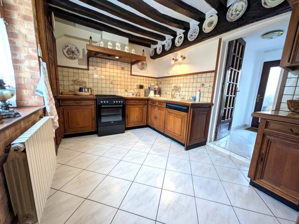 MAISON de VILLE proche LUZARCHES